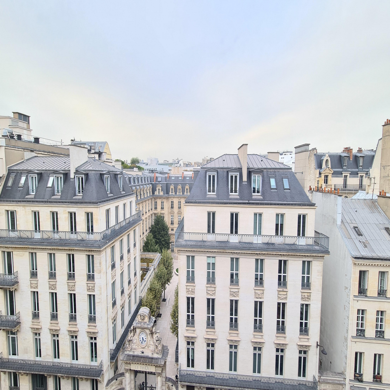 Image_1, Appartement, Paris, ref :L170003261